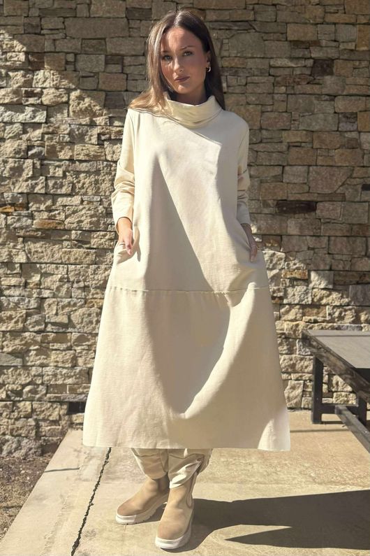 Scuba Stretch Funnel Neck Cocoon Dress Ecru /11=